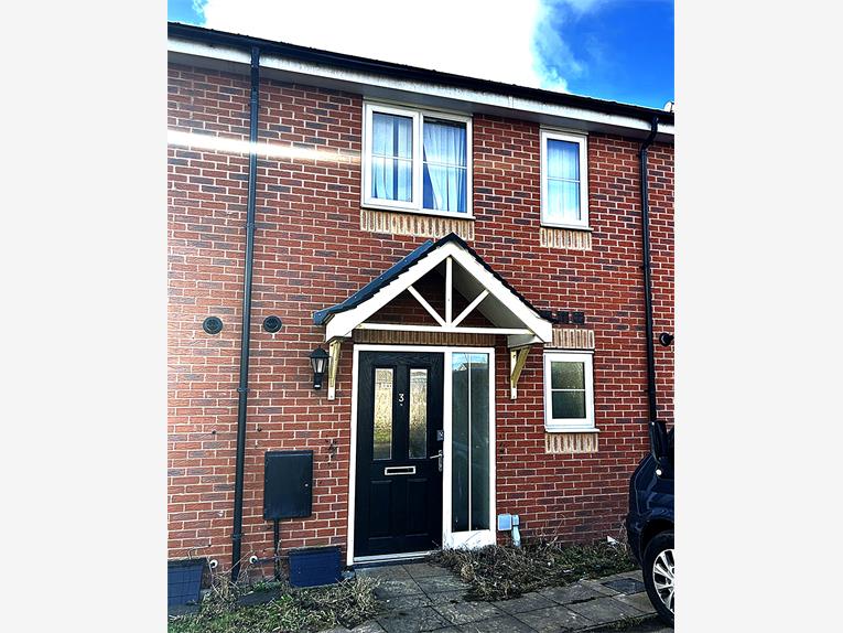 3 Fryer Close
