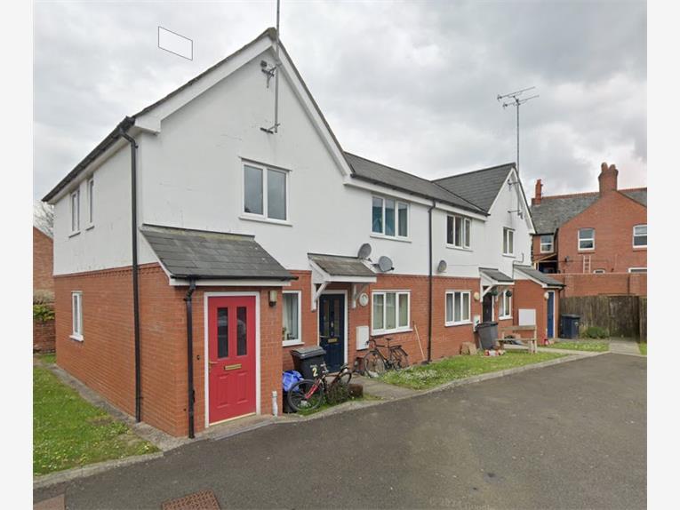 4 Castle House Mews