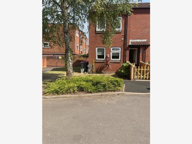 37 Lowe Court